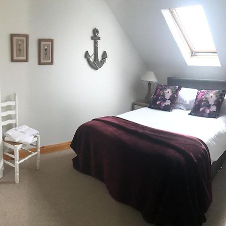 ポーツチュワート Comfy House Bed & Breakfast エクステリア 写真